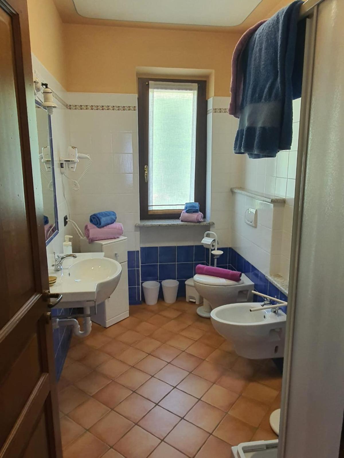 Eno-Agriturismo Cascina L'Arché Santo Stefano Belbo Exterior foto